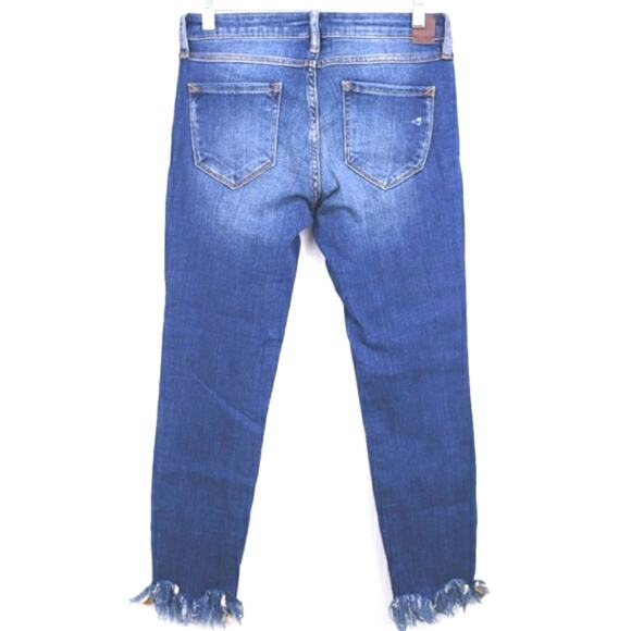 𝅺HIDDEN Jeans NWOT Distressed Size 27 x 27 Waist Frayed Raw Hem Boho Size‎ 6 - Picture 2 of 9